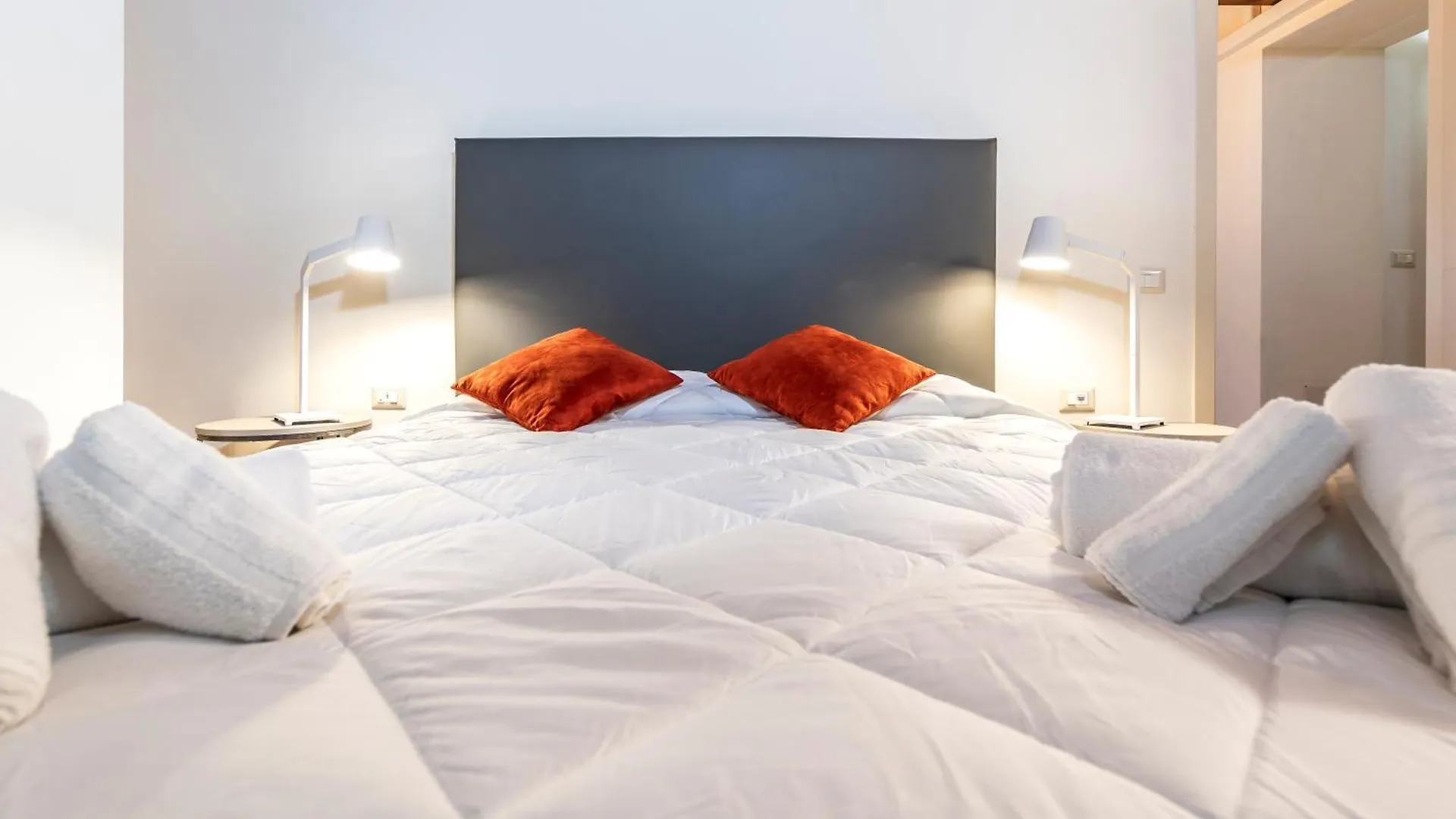 Suite Deluxe In Palazzo Storico - Centro Sassari - Appartamento Calvi Italia