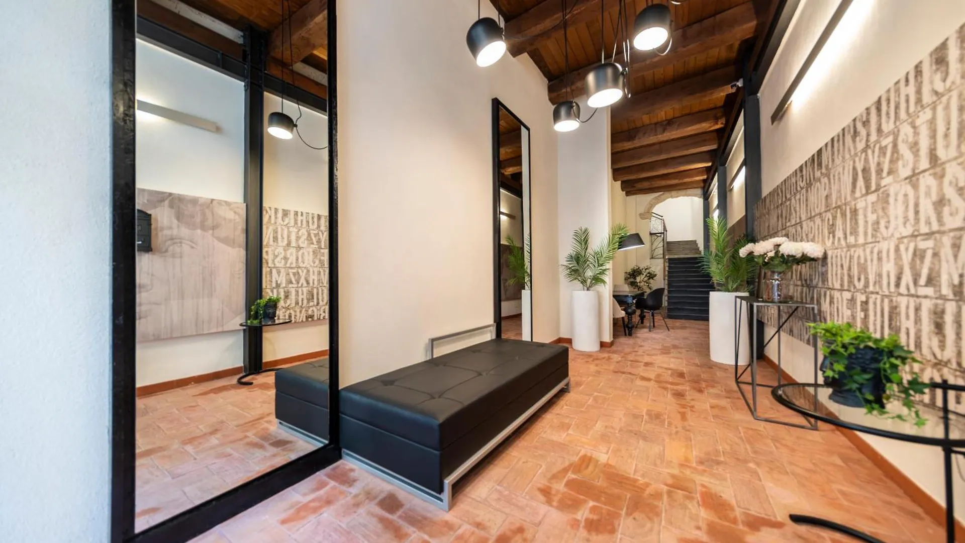 Suite Deluxe In Palazzo Storico - Centro Sassari - Appartamento Calvi