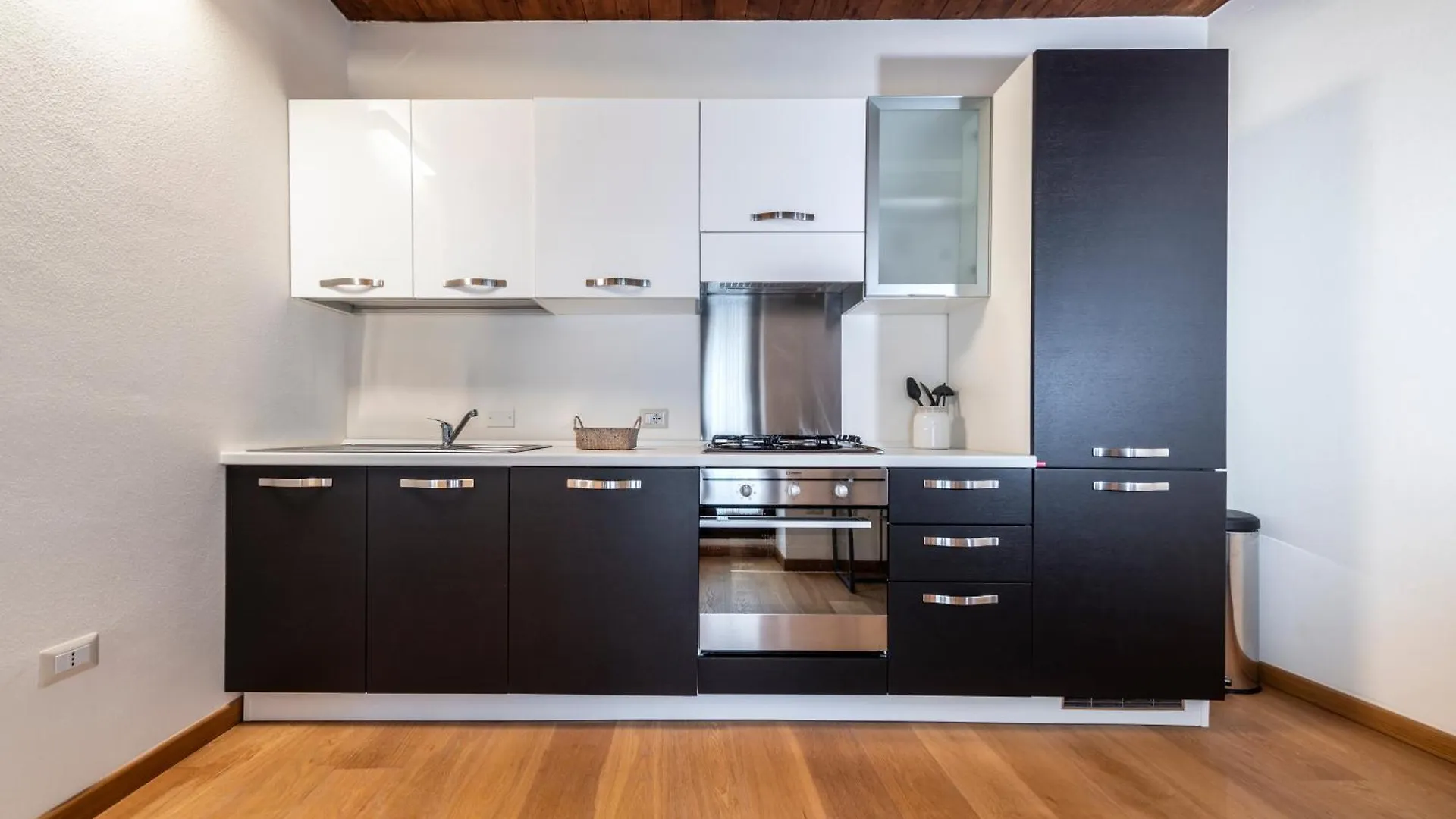 Suite Deluxe In Palazzo Storico - Centro Sassari - Appartamento Calvi Italia